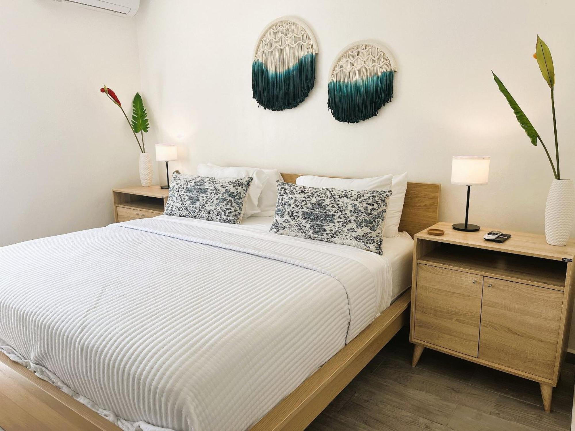 Apartment Beauty 2 Bed Pool Views Arena Village.
